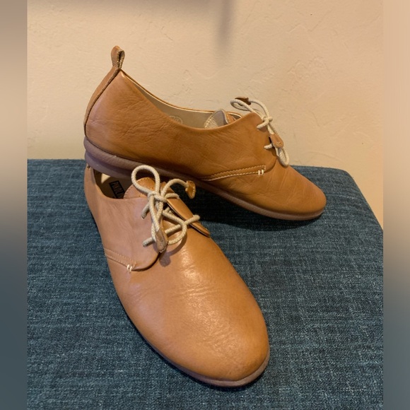 Pikolinos Calabria Brandy Tan Lace-Up Leather Shoes Size 40/9.5 ON SALE! - Picture 1 of 10